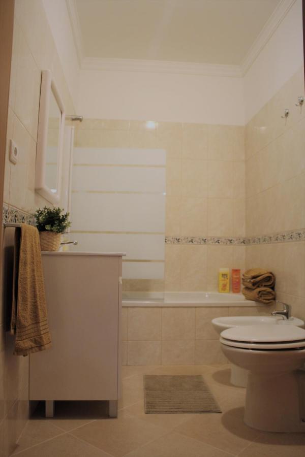 Ferienwohnung Casa Camoes, Near Airport, 4Km Faro Beach Exterior foto
